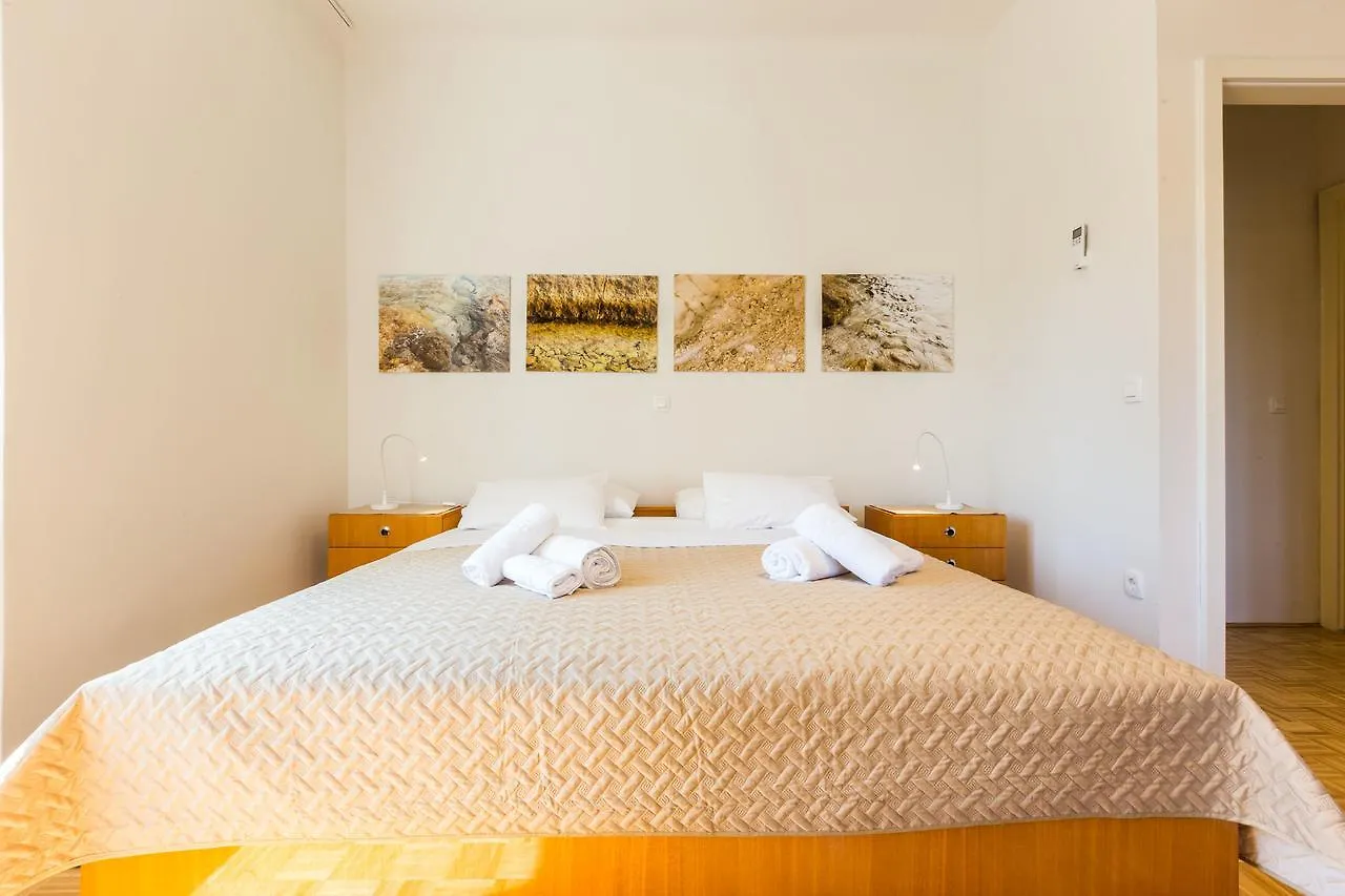 Deluxe Mp Apartment Zadar